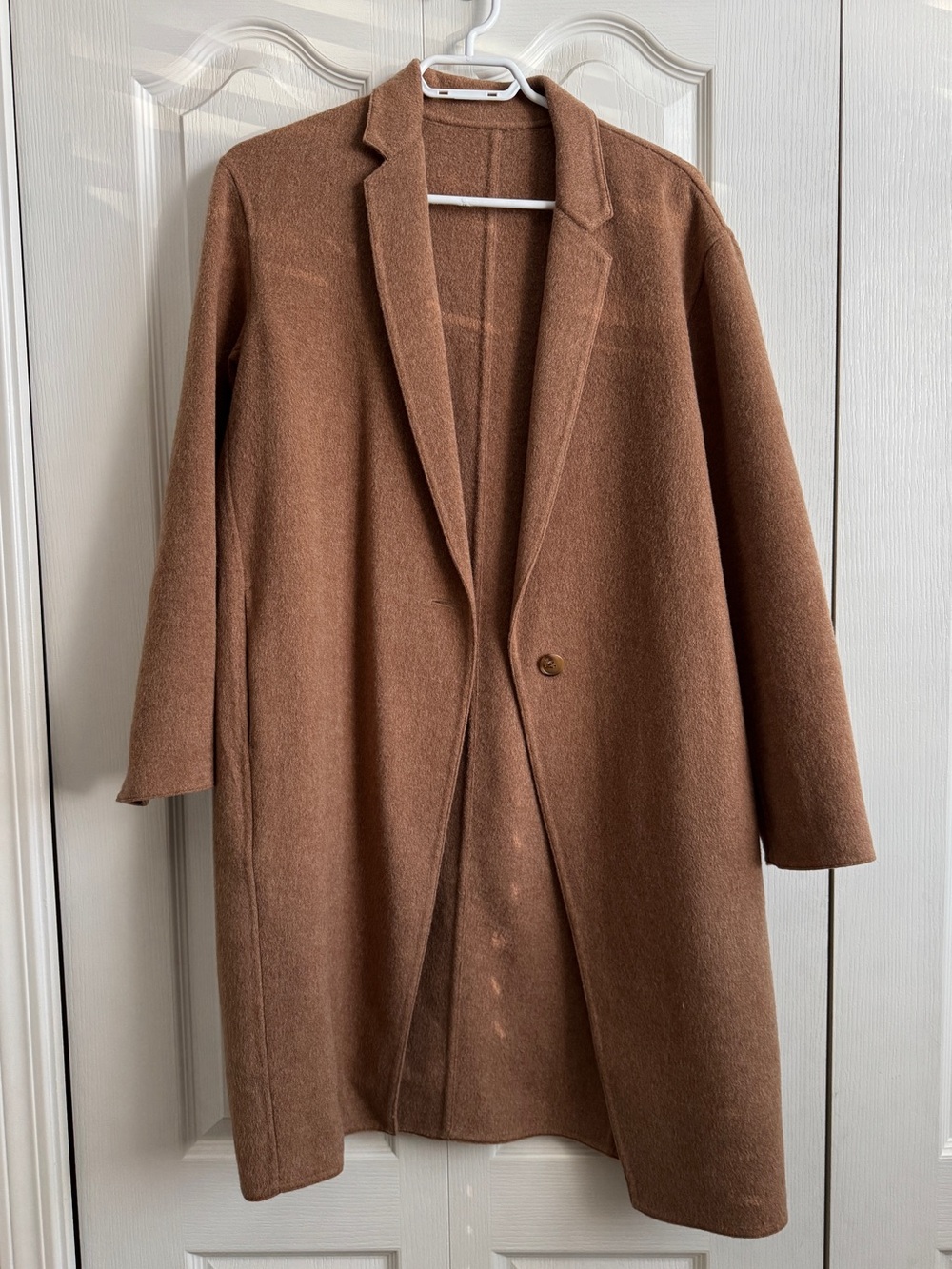 Like new women’s Uniqlo double face cocoon coat xs